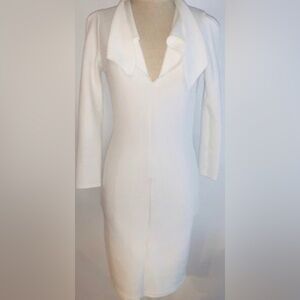 Melika M: Elegant White Long Sleeve Dress